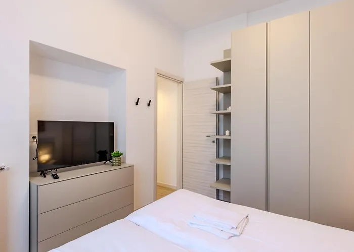 Meravillas Home-2 By Interhome * Домазо